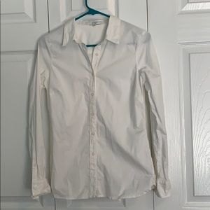 Women’s Crown and Ivy White Blouse